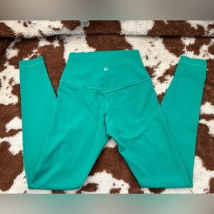 Lululemon Athletica in Color Eucalyptus?